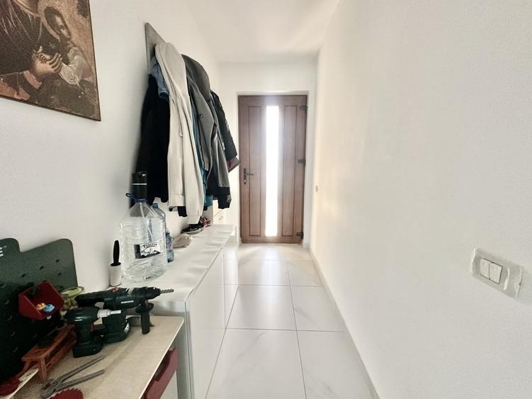 Duplex cu 3 camere cu Canalizare în Moșnița Nouă