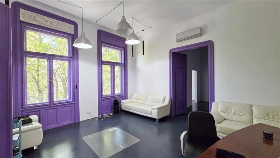 Apartament cu 4 camere semidecomandat, mobilat în Iosefin