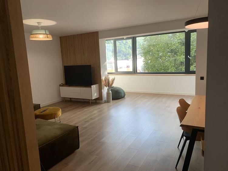 Apartament cu 3 camere în Ultracentral