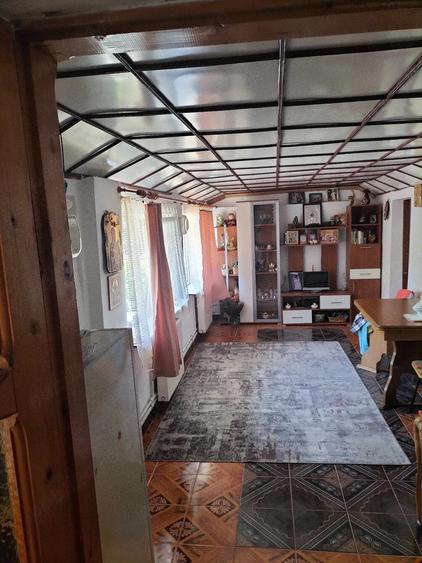 Casă cu Teren 1000 Mp în Radovanu