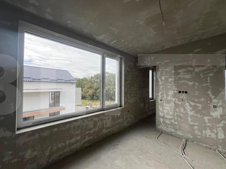 Duplex cu 5 camere cu Canalizare în Făget