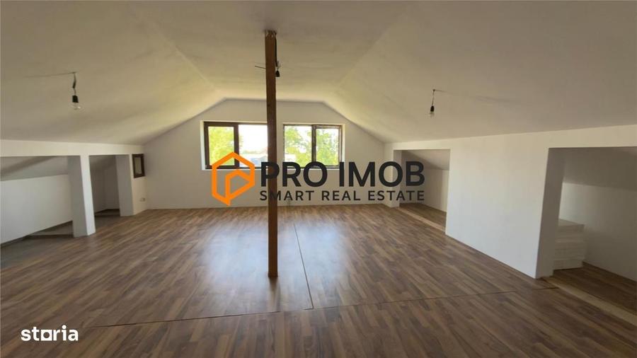 Casă cu 4 camere decomandat cu Teren 995 Mp în Spătaru
