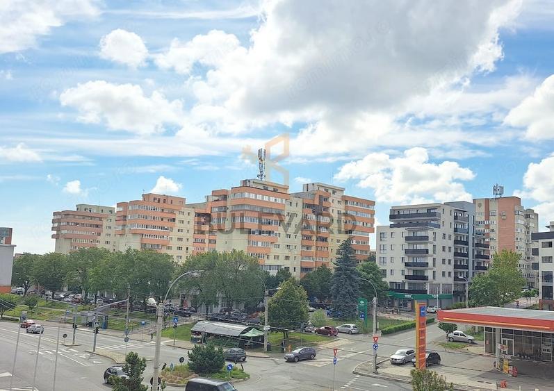 Apartament cu 3 camere decomandat în Zorilor