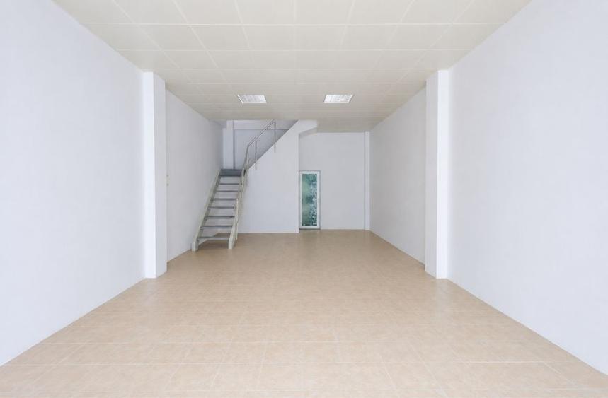 Spatiu comercial / de depozitare / showroom / birouri / cazare - 4