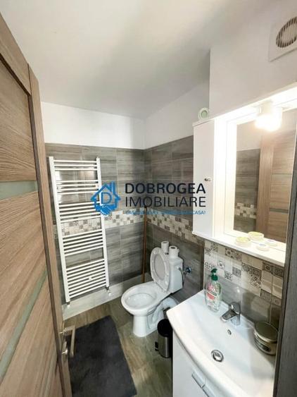 Apartament cu 3 camere decomandat, mobilat în C5