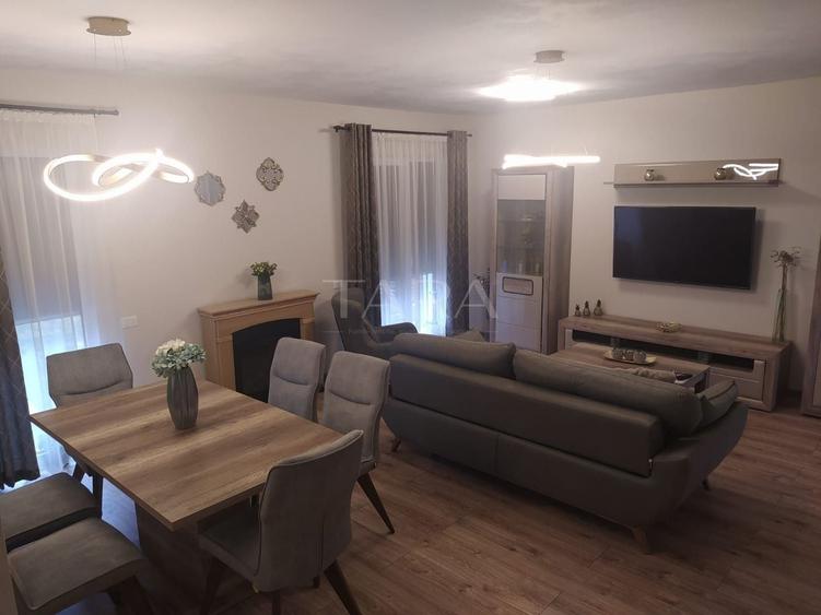Duplex cu 5 camere cu Canalizare în Europa