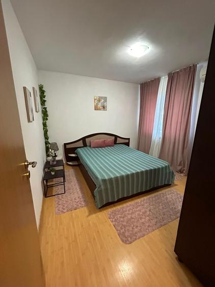 Apartament cu 2 camere decomandat în Drumul Taberei
