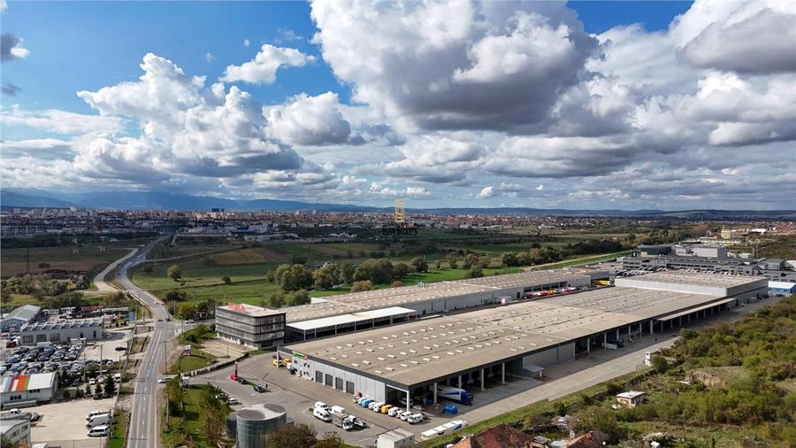 Spațiu industrial, de 2,600 mp, în Est