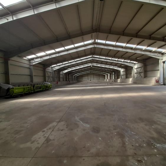 Spațiu industrial, de 2,250 mp, în Surdila-Găiseanca