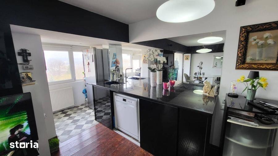 Apartament cu 3 camere în Ultracentral