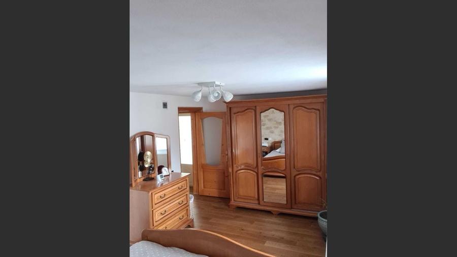 Casă cu 3 camere cu Canalizare în Fieni