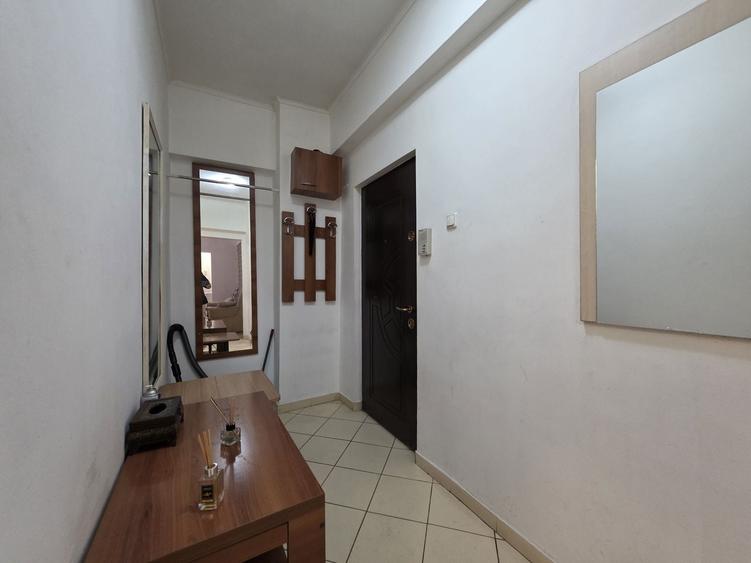 Apartament cu 2 camere semidecomandat, mobilat în Kogălniceanu