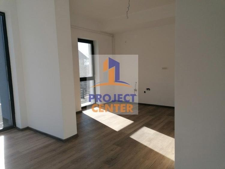 Casă cu 4 camere cu Teren 250 Mp în Budeasa