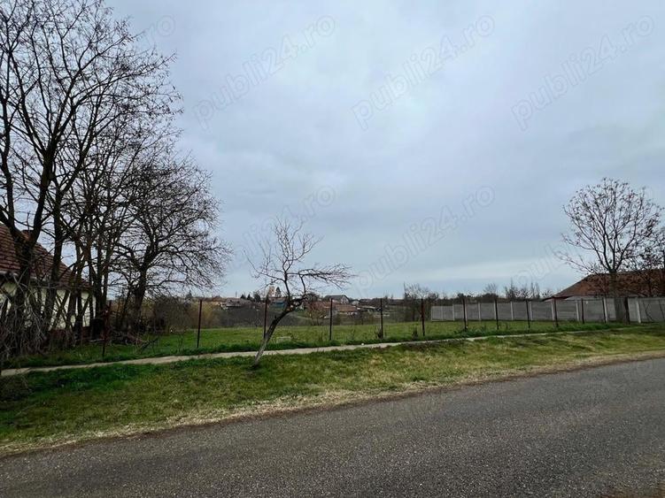 Teren de 4135 mp, în Călacea