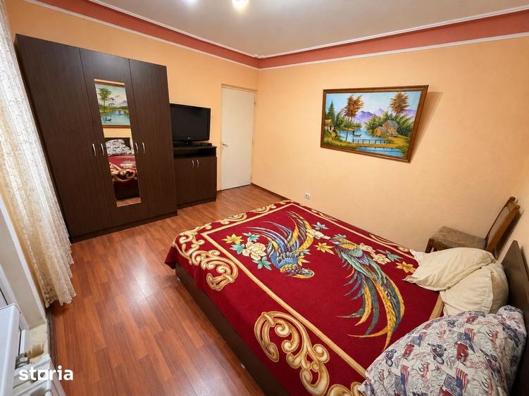 Apartament cu 4 camere decomandat în Ciurea