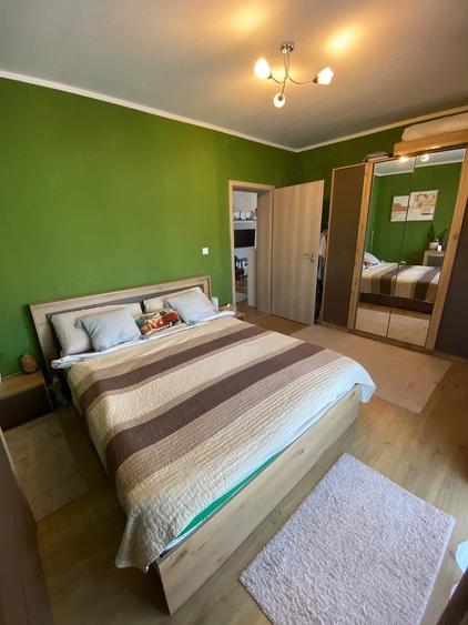 Apartament cu 3 camere decomandat în Giroc