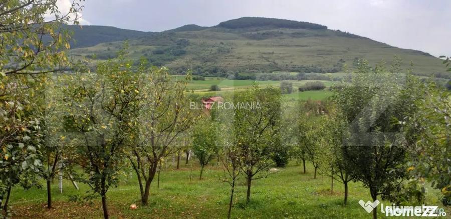 Cabana in zona Gherla, teren 1617 mp, zona linistita rel - Gherla (Cluj)