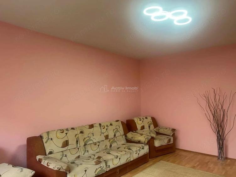 Apartament cu 4 camere decomandat în Nerva Traian