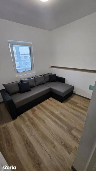 Apartament cu 3 camere decomandat, mobilat în Nicolina