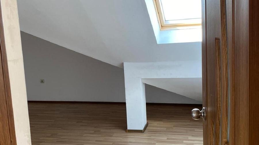Apartament cu 3 camere în Găvana 3