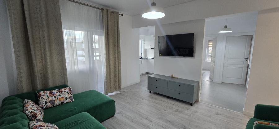 Apartament cu 3 camere decomandat în Frumoasa