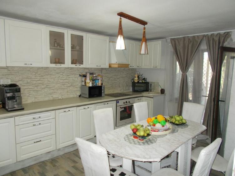 Casă individuală cu 5 camere cu Teren 503 Mp în Becicherecu Mic