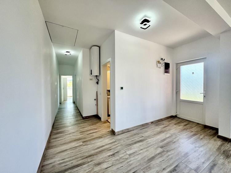 Duplex cu 3 camere cu Canalizare în Dumbrăvița