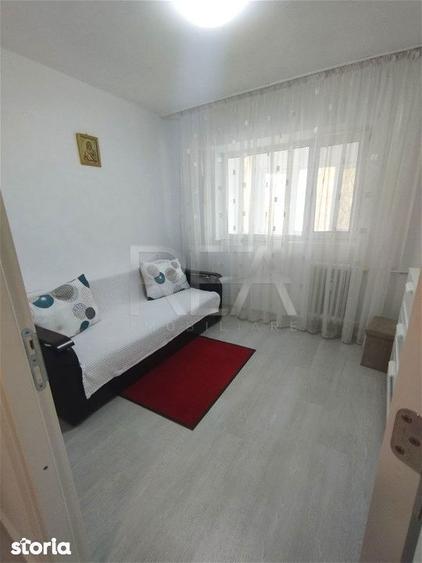 Apartament cu 3 camere semidecomandat, mobilat în Pantelimon