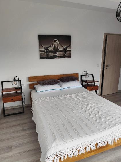 Apartament cu 2 camere decomandat în Exterior Vest