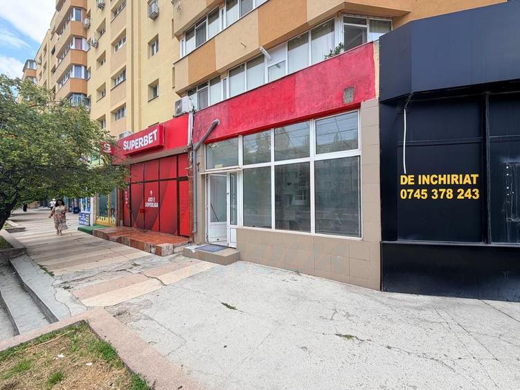 Spațiu comercial, de 53 mp, în Micro 21