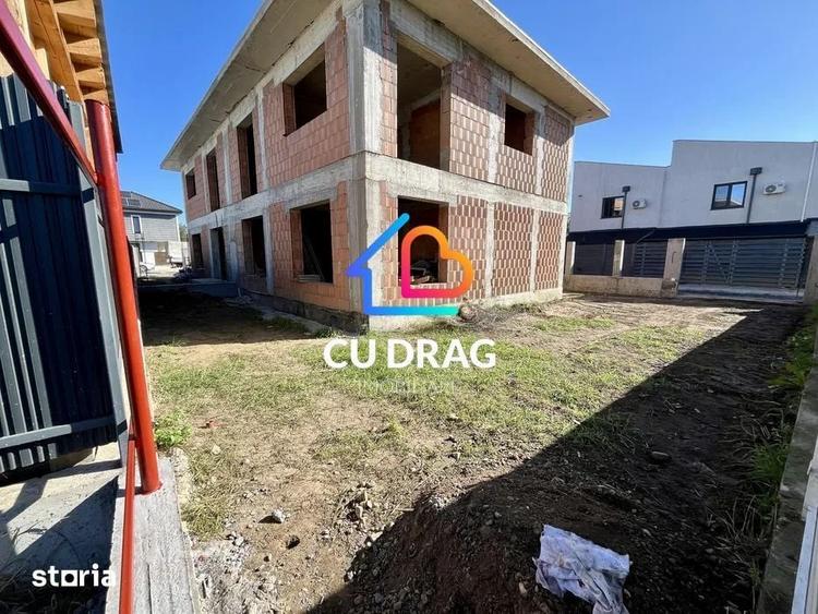 Casă cu 4 camere cu Teren 230 Mp în Șelimbăr