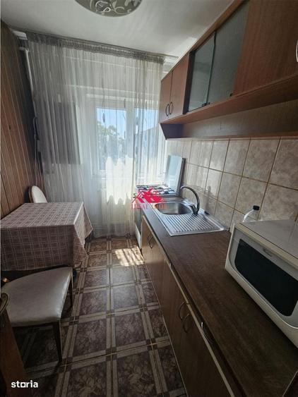 Apartament cu 3 camere decomandat în Ultracentral