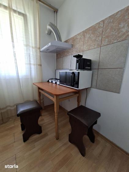 Garsonieră în Podu Roș