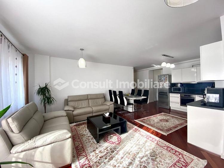 Apartament cu 2 camere semidecomandat, mobilat în Borhanci
