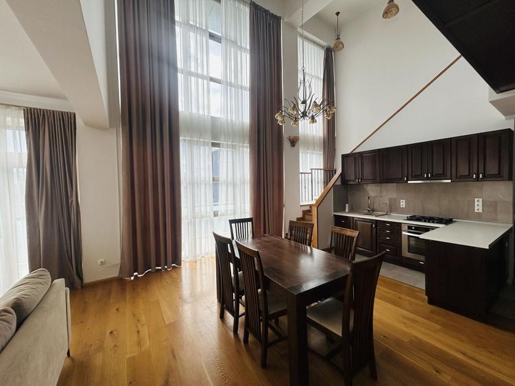 Apartament cu 4 camere în Hipodrom 1