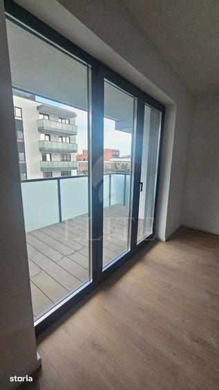 Apartament cu 3 camere semidecomandat în Iris