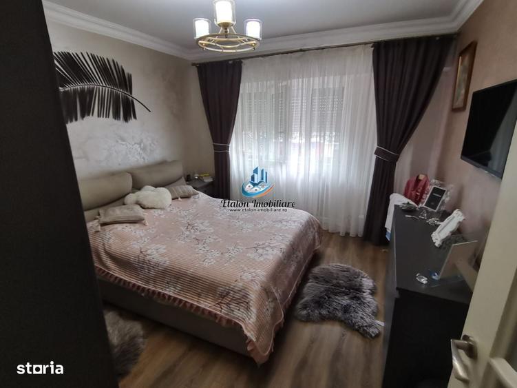 Apartament cu 2 camere decomandat în 1 Mai