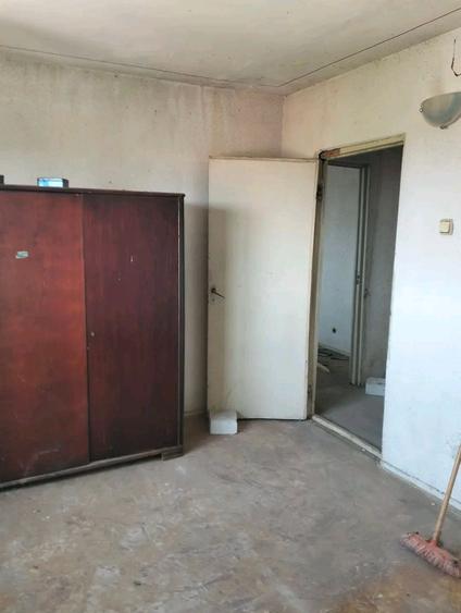 Apartament cu 2 camere nedecomandat în Central