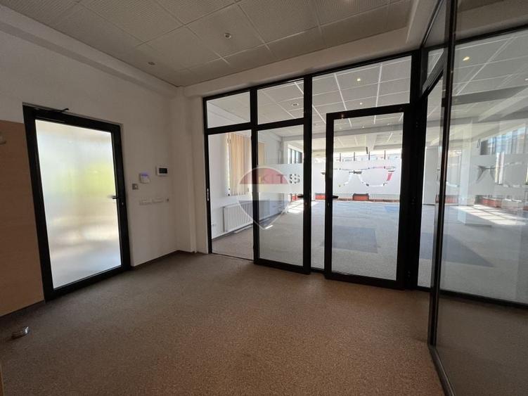 Birou, de 291 mp, în Cedonia