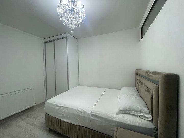 Apartament cu 4 camere semidecomandat, mobilat în Florești