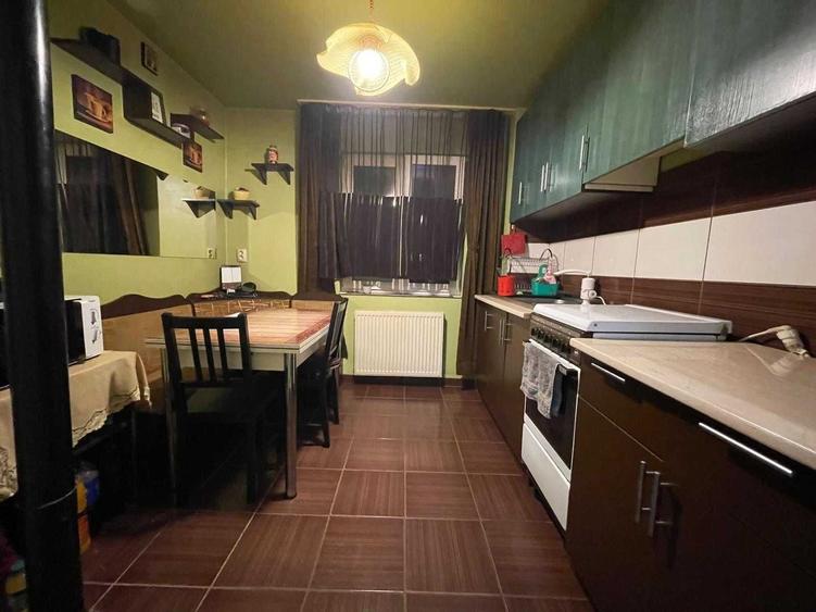 Apartament cu 4 camere decomandat în Mănăștur
