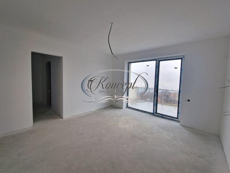 Duplex cu 6 camere cu Canalizare în Feleacu