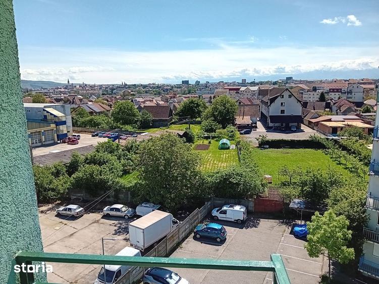 Apartament cu 3 camere, mobilat în Turnișor