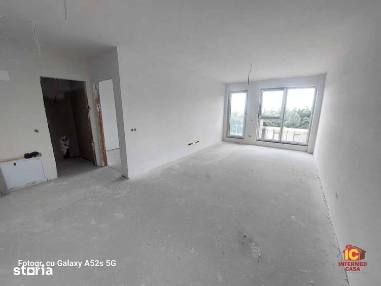 Apartament cu 3 camere în Cristian