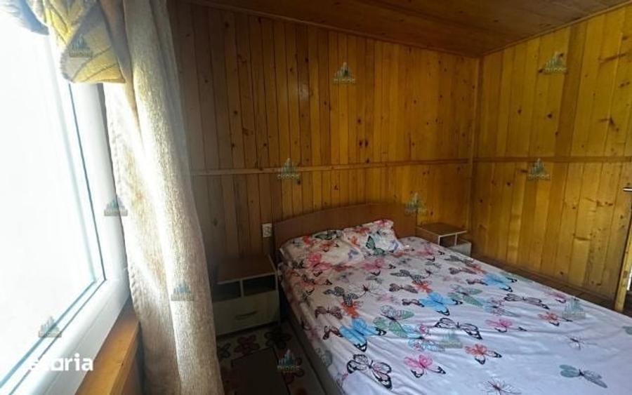 Casă cu 4 camere cu Teren 1450 Mp în Stănești