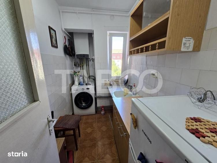 Apartament cu 2 camere nedecomandat în Mihai Viteazul — fotografia 1
