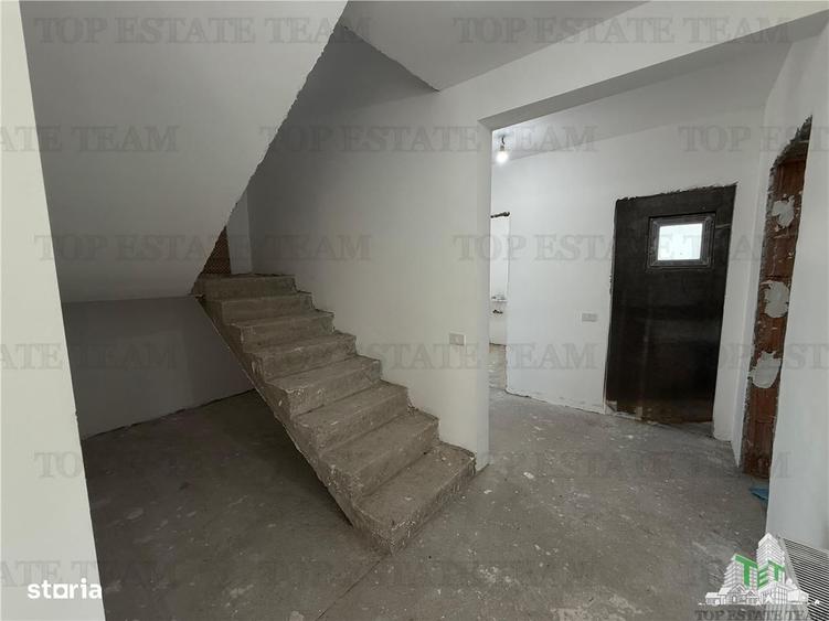 Casă cu 4 camere în Dârvari