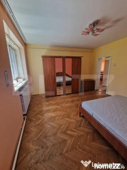 Casă cu 4 camere cu Teren 470 Mp în Central