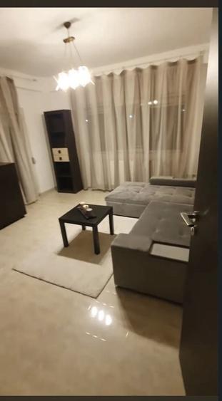 Apartament cu 2 camere decomandat în Roșu