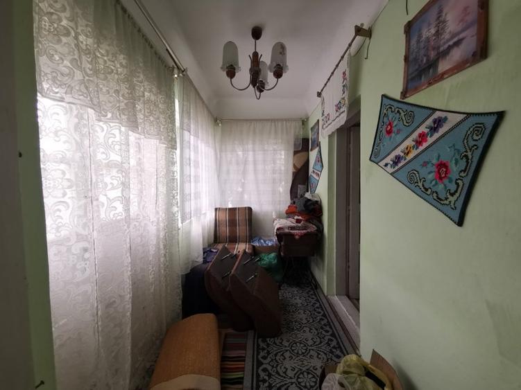Casă individuală cu 3 camere cu Canalizare în Central